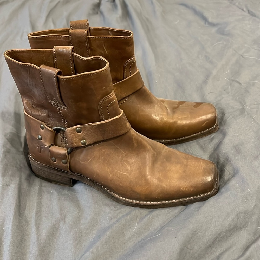 Frye brown boots